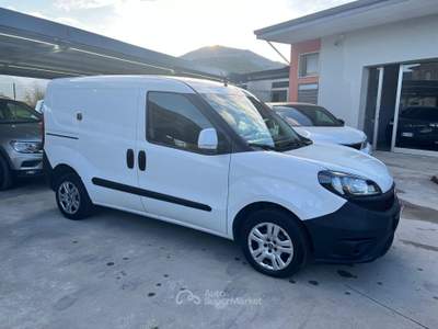 Fiat Doblò Doblò Cargo 1.6 Mjet 105 cv Bianco usata Sassano
