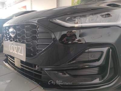 Ford Focus  - focus 1.5 ecoblue 115 cv automatico 5p. st-line Nero usata LEGNANO