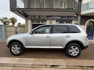 Volkswagen Touareg TDI DPF Grigio usata Andria