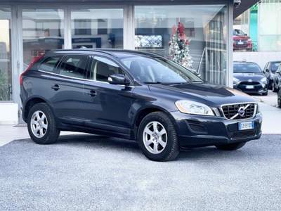 Volvo XC60 XC 60 2.4 AWD Diesel 215CV Automatica! E5 - 2012 Blu/Azzurro usata Roma