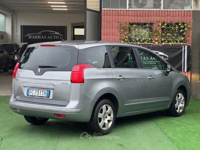 Peugeot 5008 S&S Allure Argento usata Fontanella