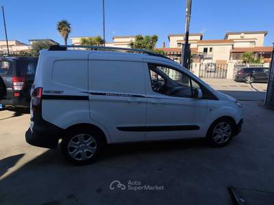 Ford Transit Courier VEICOLO COMMERCIALE Bianco usata Cellole
