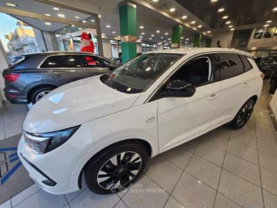 Opel Grandland Grandland 1.5 D Ecotec aut. Bus. El. Bianco usata SAN MICHELE SALENTINO