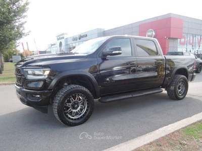 Dodge RAM 5.7 V8 Crew Cab Sport GT Lift 35" Nero usata Pomezia