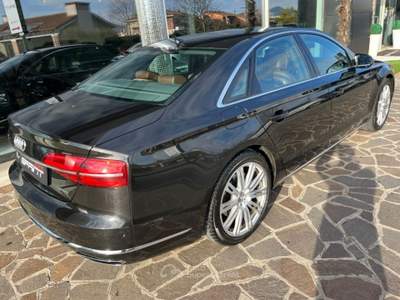 Audi A8 3.0 TDI 262CV QUATTRO TIPTRONIC Nero usata Noventa Vicentina