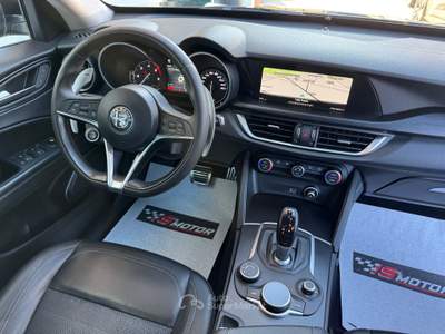 Alfa Romeo Stelvio Executive Q4 auto Nero usata Cerignola