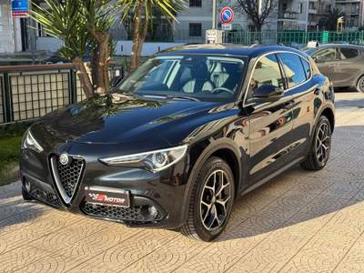 Alfa Romeo Stelvio Executive Q4 auto Nero usata Cerignola