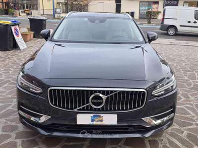 Volvo V90 D4 AWD Geartronic Momentum Grigio usata Frosinone