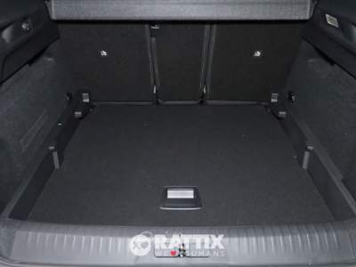 Peugeot 3008 3008 1.2 hybrid allure 136cv e-dcs6 Grigio usata Barzago