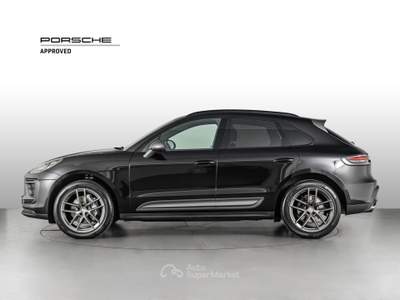 Porsche Macan T (MY24) Nero usata Parma