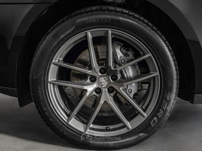 Porsche Macan T (MY24) Nero usata Parma