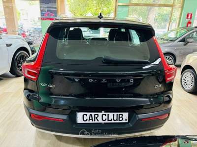 Volvo XC40 D3 Geartronic Momentum Nero usata Morano Calabro