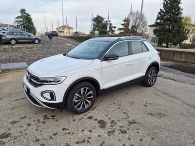 Volkswagen T-Roc 2.0 TDI SCR 150 CV DSG Style Bianco usata Medesano