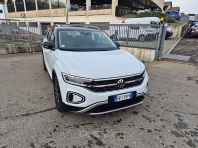 Volkswagen T-Roc 2.0 TDI SCR 150 CV DSG Style Bianco usata Medesano