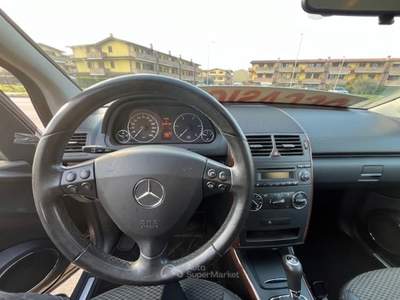 Mercedes-Benz Classe A AUTOMATICA -UNICOPROPRIETARIO ok Neopatentato  diesel euro 5 Grigio usata Truccazzano