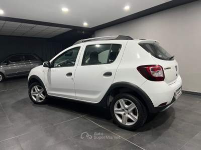 Dacia Sandero Stepway 1.5 dCi 8V 90CV Start&Stop Grigio usata Atena lucana
