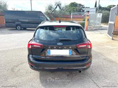 Ford Focus FOCUS SW BUSINESS 1.5 TDCi 120CV Nero usata Bari
