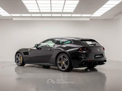 Ferrari GTC4 LUSSO Gtc4lusso Nero usata Cassola