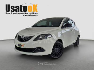 Lancia Ypsilon Ypsilon 1.0 FireFly 5p. S&S Hybrid LANCIA YPSILON 1.0 HYBRID Bianco usata AVIGLIANA