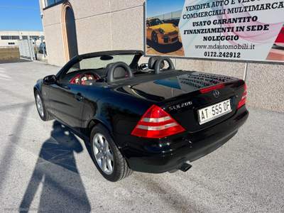 Mercedes-Benz SLK SLK 200 SOLO KM.9700 UNICOPROPRIETARIO Nero usata Cherasco