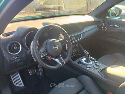 Alfa Romeo Stelvio Bi-Turbo V6 520 CV AT8 Q4 Quadrifoglio Verde usata Monopoli