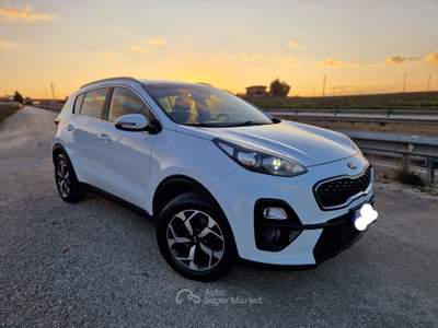 Kia Sportage 115 CV 2WD Energy Bianco usata Gravina in Puglia
