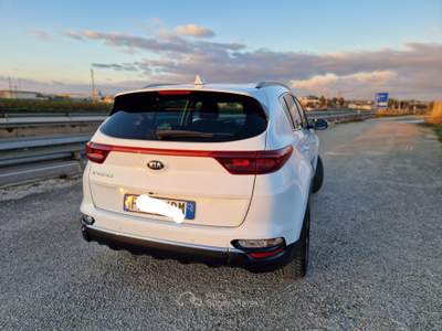 Kia Sportage 115 CV 2WD Energy Bianco usata Gravina in Puglia
