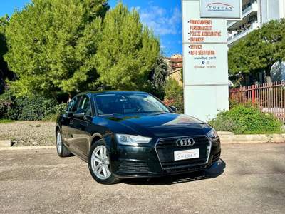 Audi A4 Audi A4 2.0 35 TDI Business #8477 Nero usata Taranto