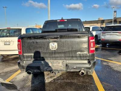 Dodge RAM 1500 5.7 V8 Crew Cab Sport Autocarro N1 Nero usata Pomezia