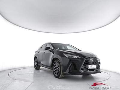 Lexus NX 350h 2.5 Luxury 4wd e-cvt Nero usata Corciano