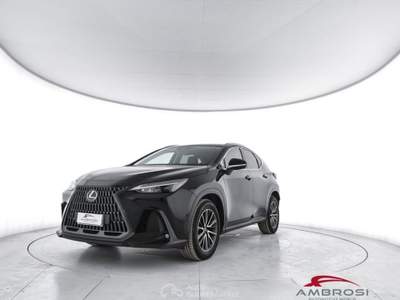 Lexus NX 350h 2.5 Luxury 4wd e-cvt Nero usata Corciano