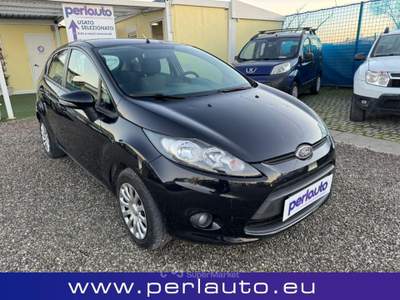 Ford Fiesta 1.4 TDCi 68CV 5 porte Titanium Nero usata Arezzo