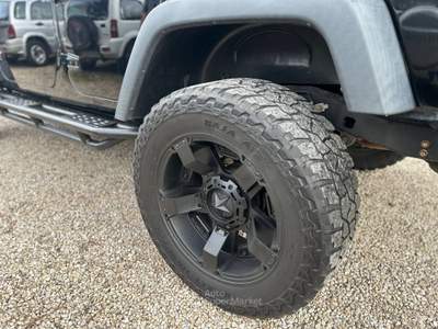 Jeep Wrangler JEEP WRANGLER 3.6 RESTAYLING KIT MONSTER VERRICELLO Nero usata Arezzo