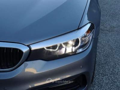 BMW Serie 5 520d 520 d aut. MY 2019 Sport Line Grigio usata Besozzo