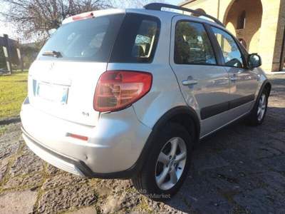 Suzuki SX4 4WD Outdoor Line Argento usata Ferrara