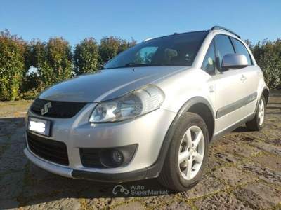 Suzuki SX4 4WD Outdoor Line Argento usata Ferrara