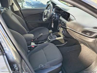 Fiat Tipo Tipo 1.6 Mjt S&S SW City Life 130 CV Grigio usata Somma Vesuviana