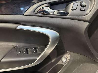 Opel Insignia 2.0 CDTI 170CV Sports Tourer aut. Cosmo Argento usata Cornaredo