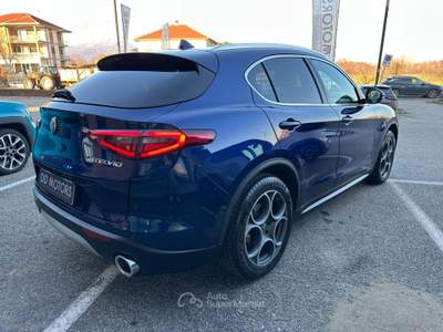 Alfa Romeo Stelvio Stelvio 2.2 T.diesel 210 CV AT8 Q4 Exec. CAMBIO AUTOMATICO/GANCIO TRAINO Blu/Azzurro usata Villanova Canavese