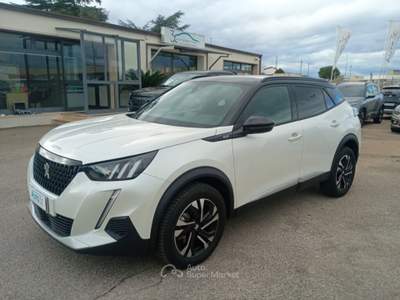 Peugeot 2008 1.5 BlueHDi 130cv EAT8 GT Bianco usata Monopoli