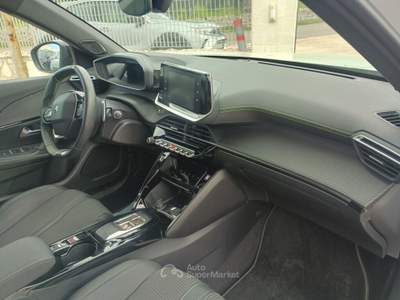 Peugeot 2008 1.5 BlueHDi 130cv EAT8 GT Bianco usata Monopoli