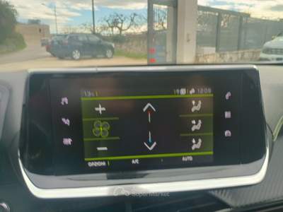 Peugeot 2008 1.5 BlueHDi 130cv EAT8 GT Bianco usata Monopoli