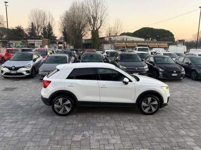 Audi Q2 1.0 S tronic Sport ANCHE NEOPATENTATI Bianco usata Russi