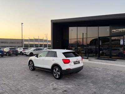 Audi Q2 1.0 S tronic Sport ANCHE NEOPATENTATI Bianco usata Russi