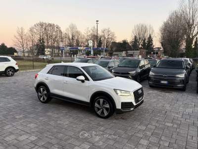 Audi Q2 1.0 S tronic Sport ANCHE NEOPATENTATI Bianco usata Russi
