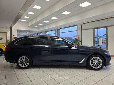 BMW Serie 5 520d 48V Touring Business Blu/Azzurro usata Rovigo