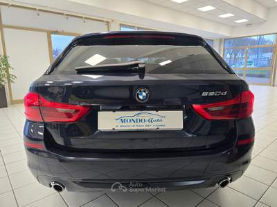 BMW Serie 5 520d 48V Touring Business Blu/Azzurro usata Rovigo