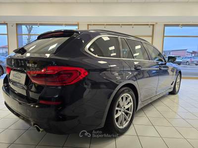 BMW Serie 5 520d 48V Touring Business Blu/Azzurro usata Rovigo