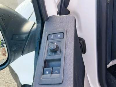 Volkswagen Caravelle 2.0 TDI – 9 posti (Iva Esposta) Bianco usata Cassano delle Murge