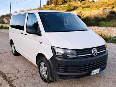 Volkswagen Caravelle 2.0 TDI – 9 posti (Iva Esposta) Bianco usata Cassano delle Murge